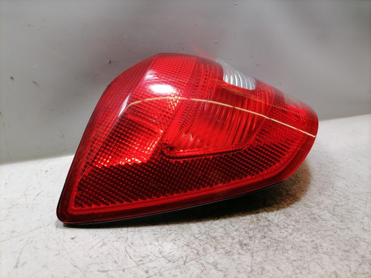 Skoda Fabia 2 5J original R&uuml;cklicht R&uuml;ckleuchte Schlussleuchte links Kombi Bj.2010